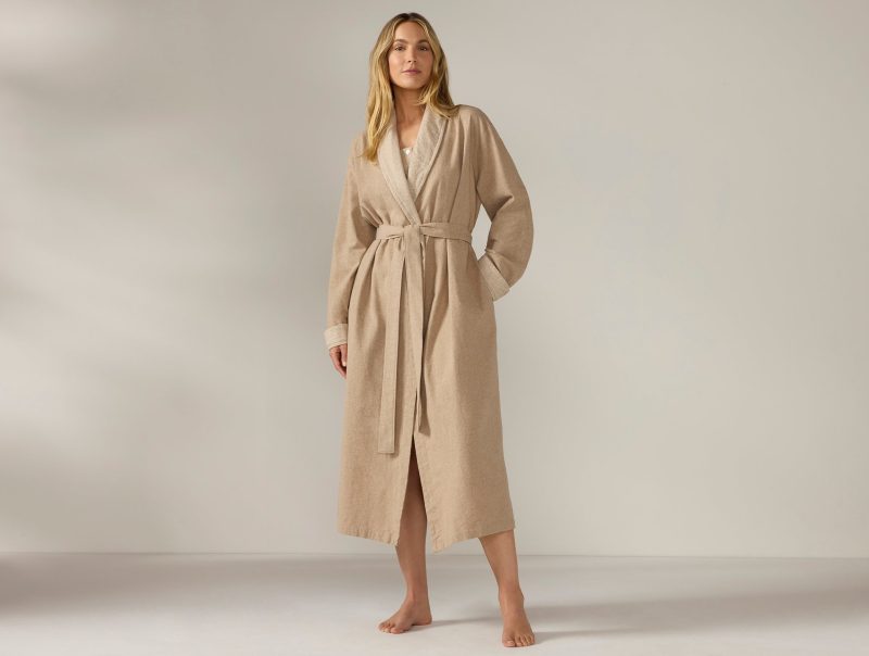 Women’s Cloud Brushed Organic Flannel Robe | Camel Heather