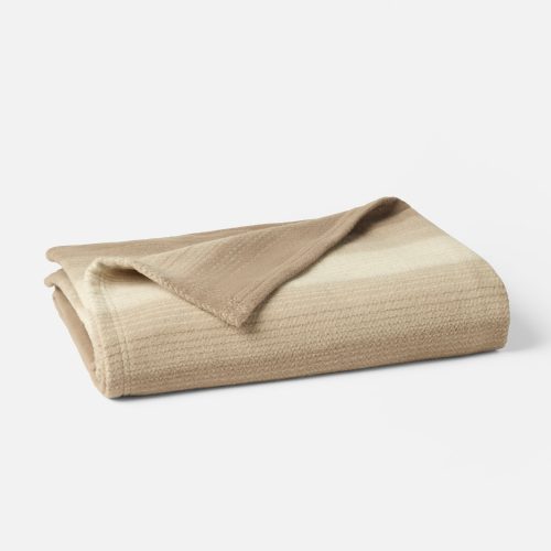 Horizon Super Soft Organic Throw | Camel Ombre