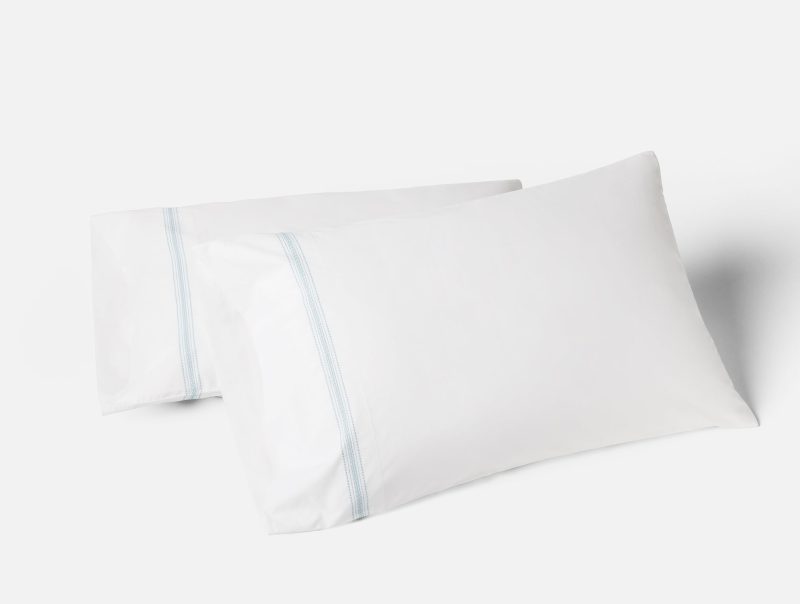 FA24 LandscapeEmbroideredOrganic Pillowcase AlpineWhite wPacificBlue A 393