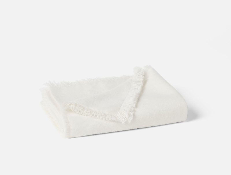 Pacaya Baby Alpaca Throw | Ivory