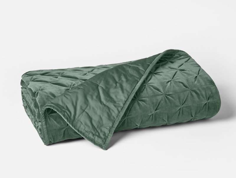 Velvet Tufted Organic Quilt | Pine