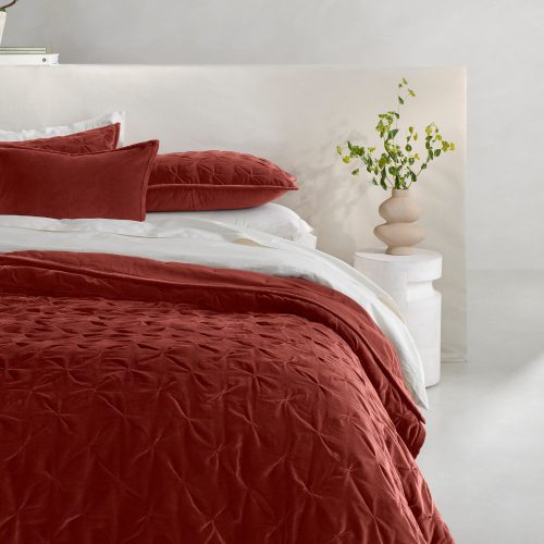 FA24 VelvetTufted Quilt Claret A 0027 20373198 7c28 4507 bebd 75b6e9bc600d