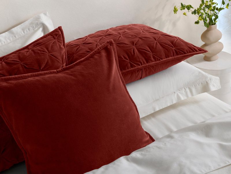 FA24 VelvetTufted Quilt Claret B 0005 1