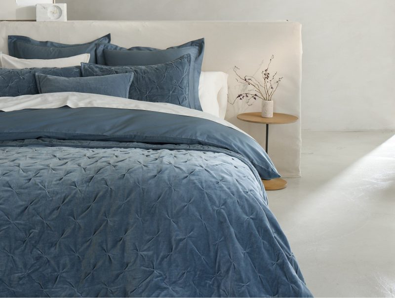 FA24 VelvetTufted Quilt Gulf A 0060 cropped 17f401ce 7f84 4d93 abda e251f1c993cc