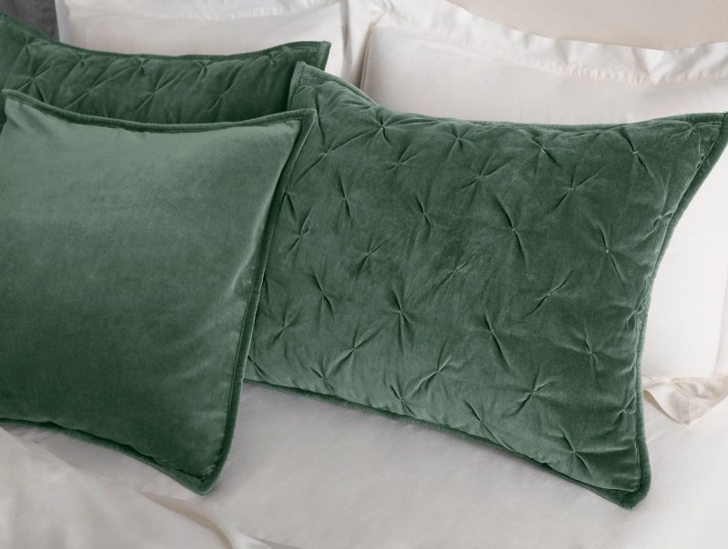 FA24 VelvetTufted Quilt Pine B 0020 6d933039 f8ca 4c67 b0c2 0d72e4215471