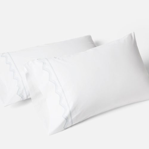 FA24 VistaEmbroideredOrganic Pillowcase AlpineWhite wPacificBlue A 482