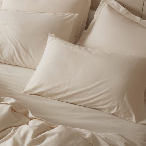 PDP 1024425 OrganicRelaxedSateen Duvet Undyed LifestyleHero FA22 1 07265122 64ed 472f 9a64 acee1bc5ecaf