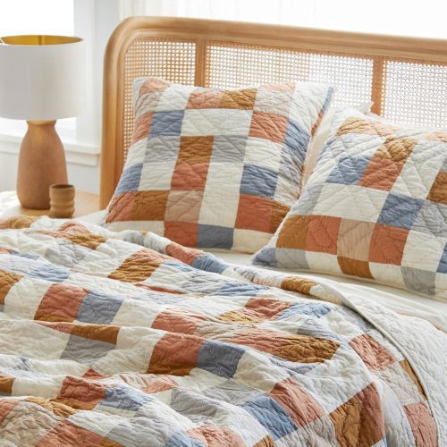 ashbury quilt multi c sp22 detail 7752 45fac021 46a1 472e bf1b 2fd1828673c2