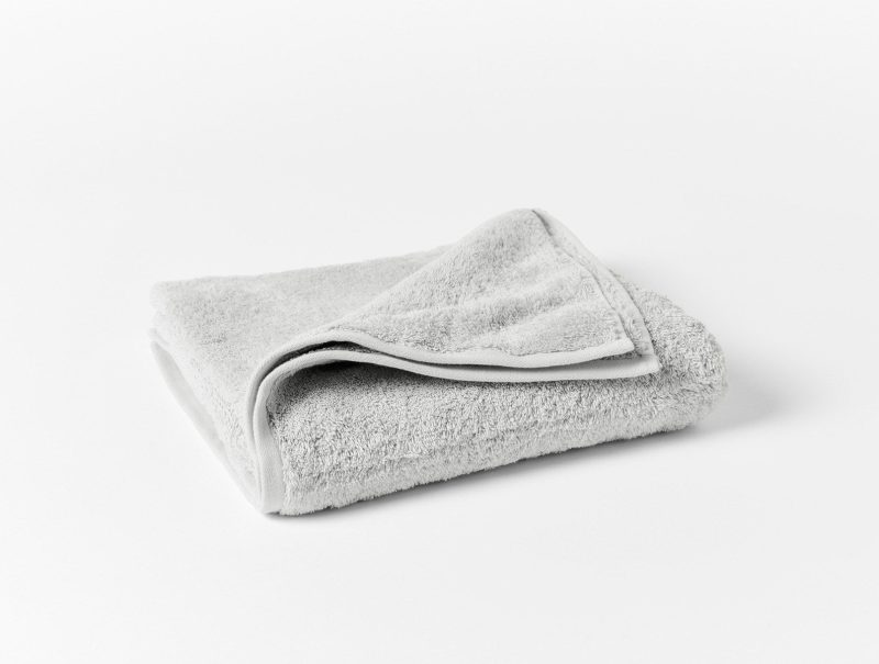 cloudloom bathtowel b sp21 2354 04d9f9bd ff5d 4bd1 bcd4 32f1b33e1434