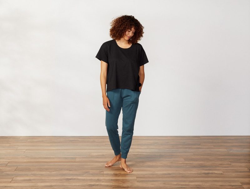 Women's Solstice Organic Boxy Tee | Deep Graphite