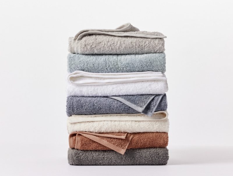 sp23 cloudloomorganictowel stack1 pdp 0306444b ee9f 498b b47e 7f582e268f6b